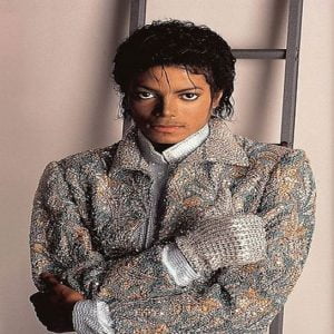 Michael Jackson Influenced 80s Fashion by His Jacket & Songs - Vintage ...