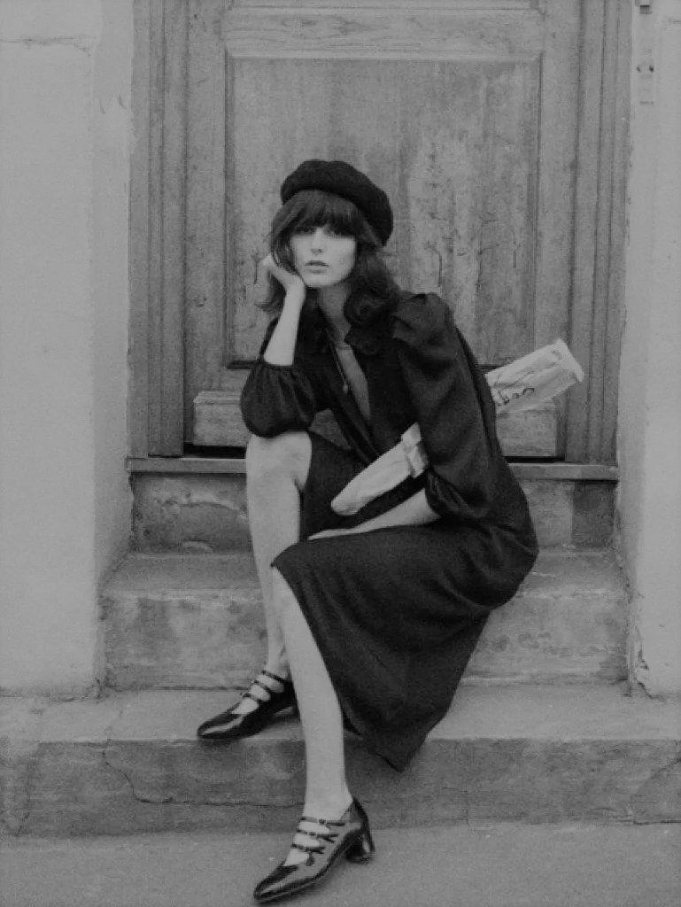 Back to the trend of the Mary Jane shoes of 1920 - Vintage-Retro